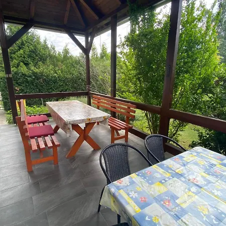An-ta Nyaralo Holiday home