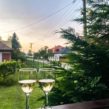 An-ta Nyaralo Semesterbostad Fonyód